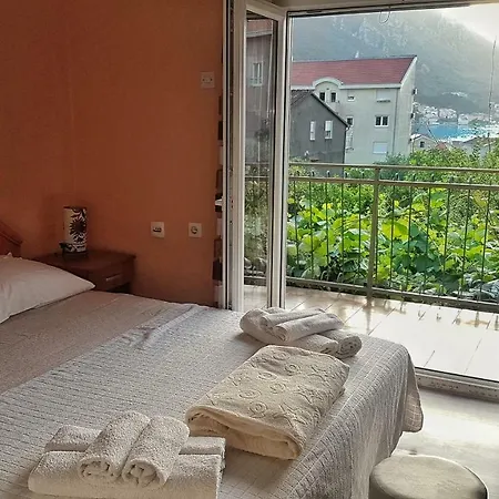 Apartments Jovana Kotor Exterior photo